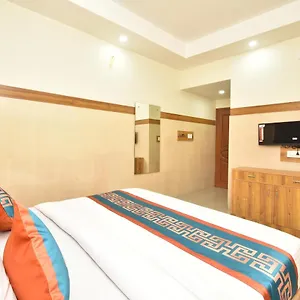 3* Hotel Capital Caltex