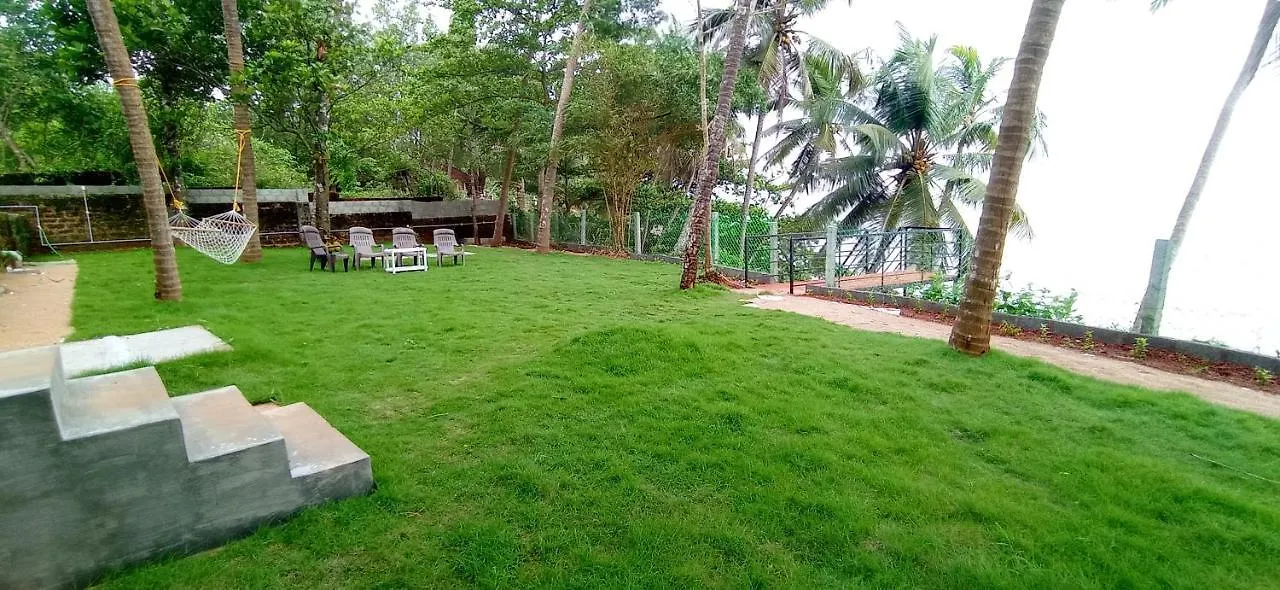 Perch By The Sea Bed & Breakfast Kannur 0*,