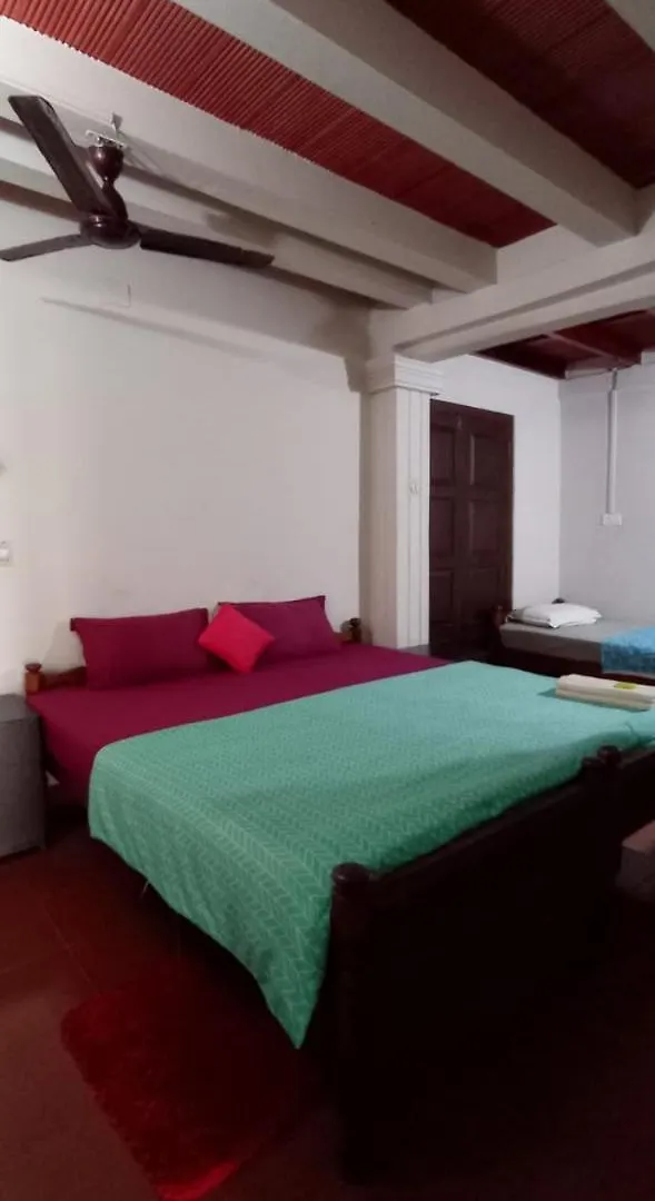 Perch By The Sea Bed & Breakfast Kannur 0*,